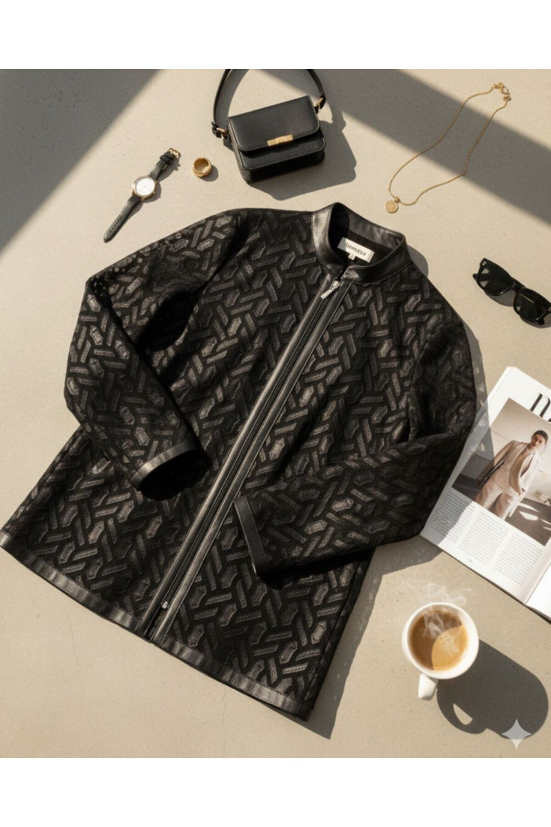 Büyük Beden Kadın Siyah Geometrik Desenli Deri Detaylı Ceket - Siyah