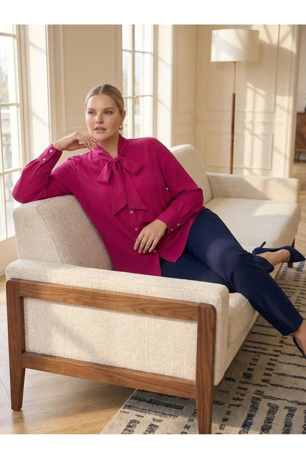 Büyük Beden Kadın  Fiyonk Yakalı Krep Gömlek