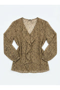 Blusa rosa de gasa con volantes y forro talla grande
