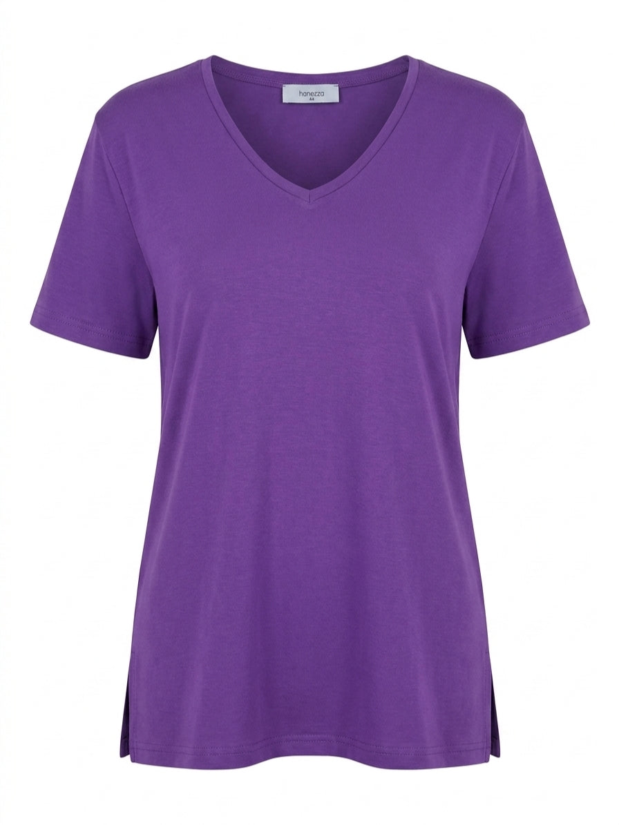Comodidad sin límites: Camiseta básica con cuello en V - Image 43