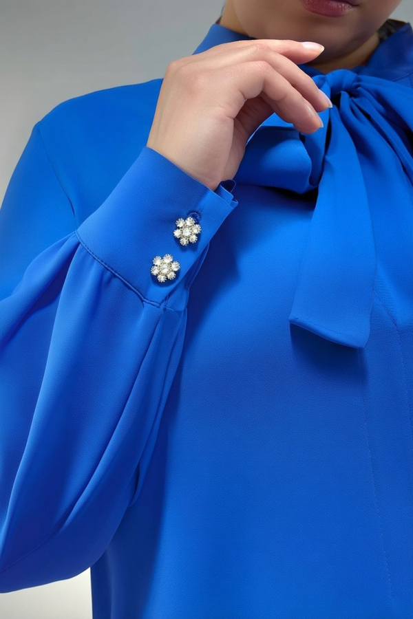 White chiffon blouse with tie collar and hidden buttons, size options 42-48 by HANEZZA.