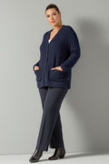Strickjacke in großen Größen mit Biesen-Details
