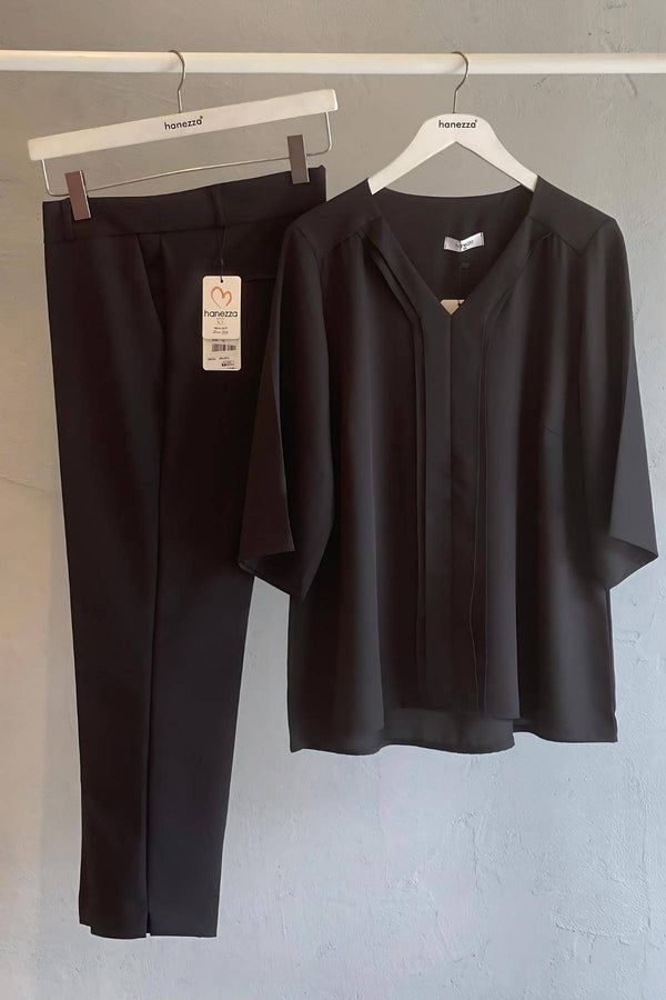 Plus Size Elegant V-Neck Pintuck Detail Jessica Crepe Blouse