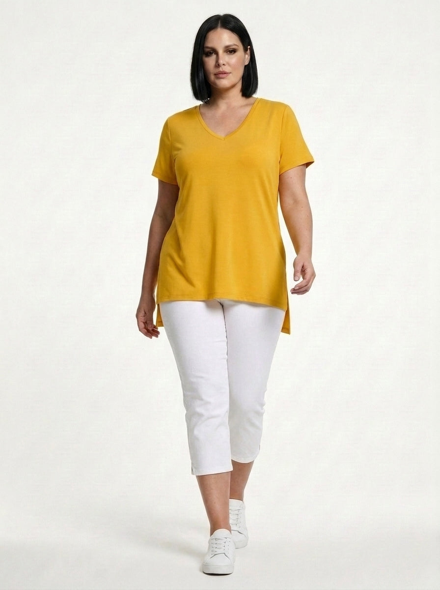 Kadın Büyük Beden V Yaka Yanı Yırtmaçlı  Pamuklu Viskon T- Shirt ( Serifikalı Kumaş ) - Image 48