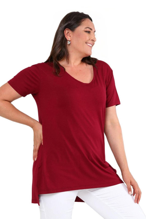 Comodidad sin límites: Camiseta básica con cuello en V