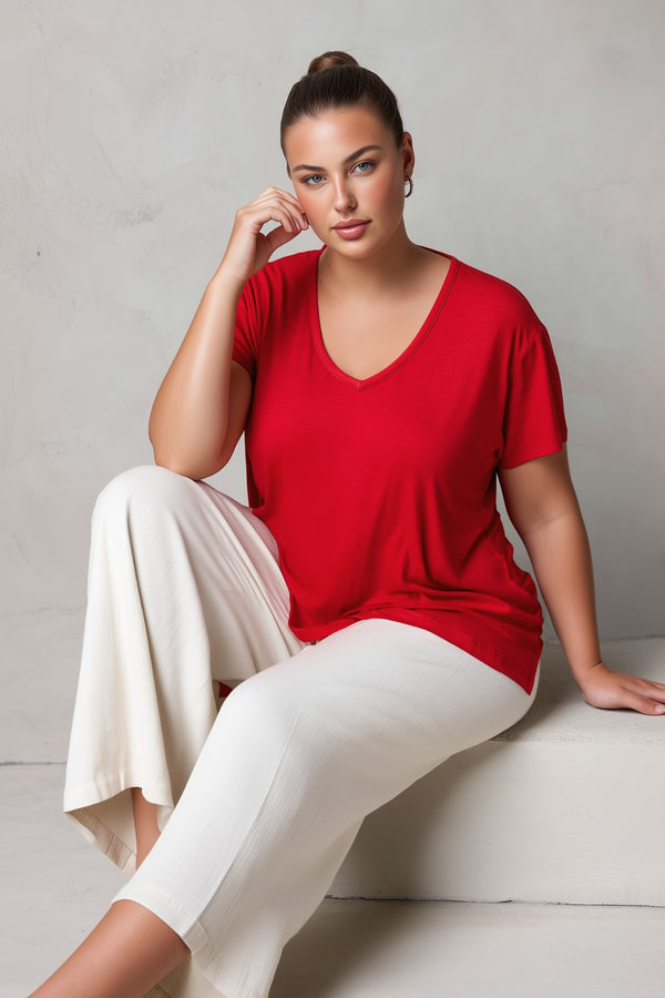 Comodidad sin límites: Camiseta básica con cuello en V