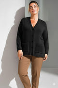 Strickjacke in großen Größen mit Biesen-Details