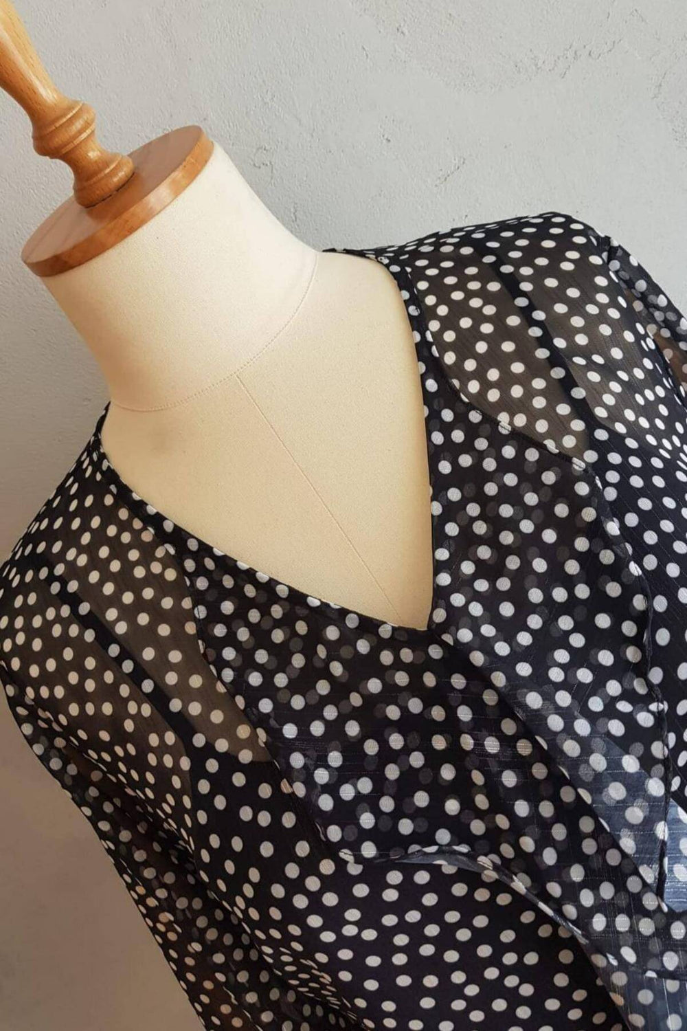 Büyük Beden Kadın  Şifon Fırfırlı Bluz - Astarlı - Image 106