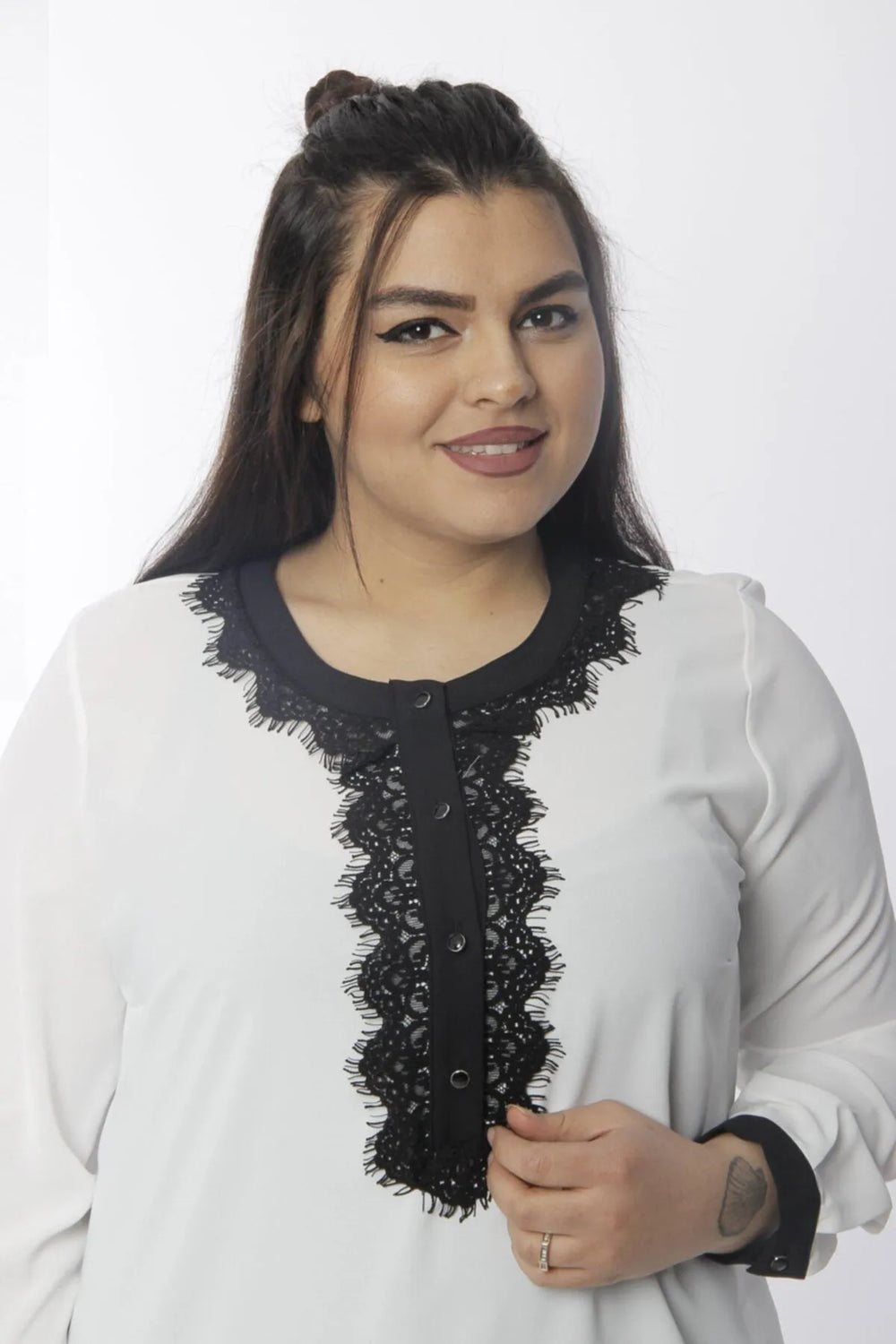 Crew Neck Buttoned Placket Blouse - Image 4