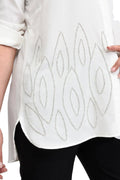 Für alle, die Komfort mit Stil suchen: Bluse mit Perlenstickerei in großen Größen