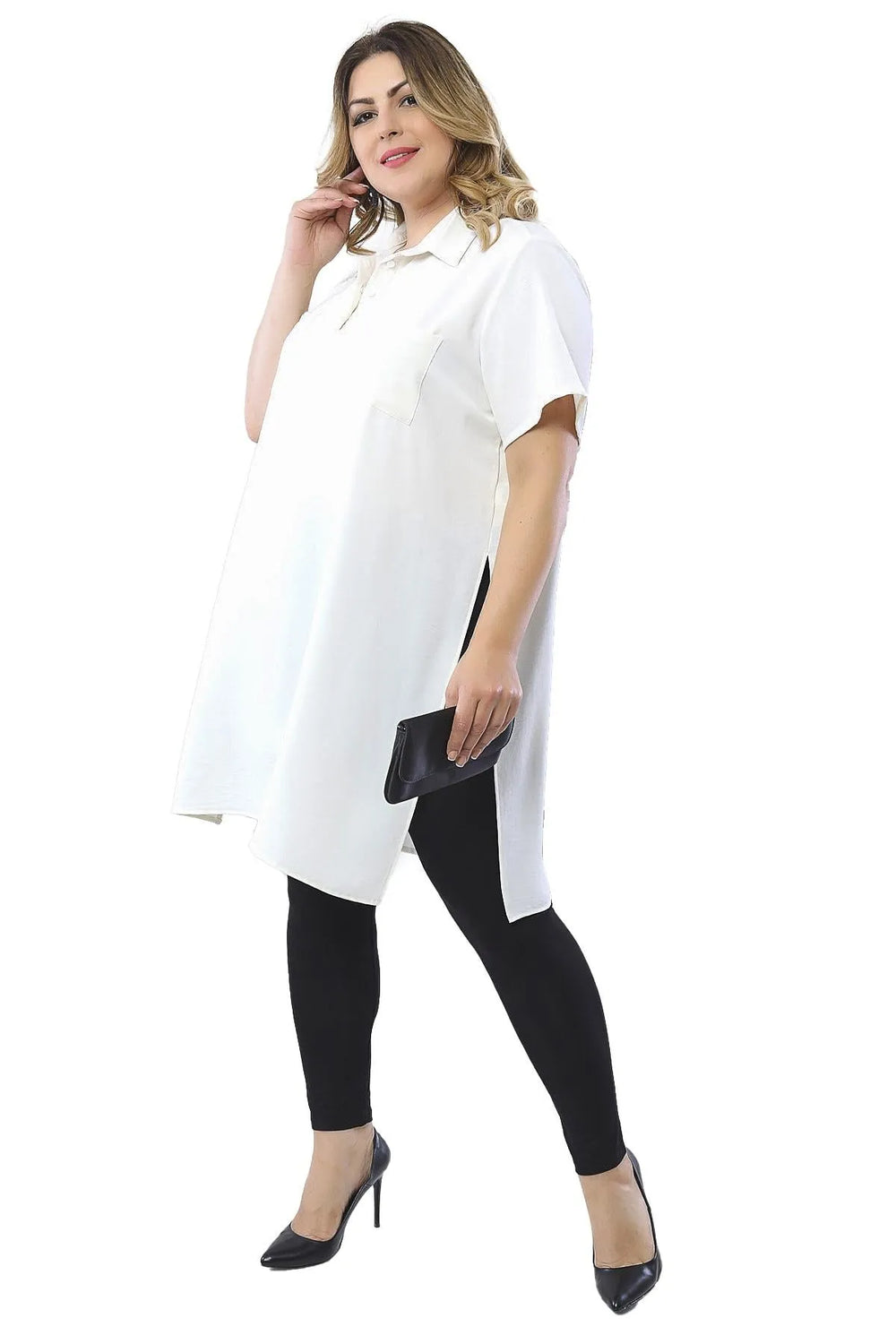 Plus Size Floral Pattern Tunic Shirt - Side Slit Detail - Image 3