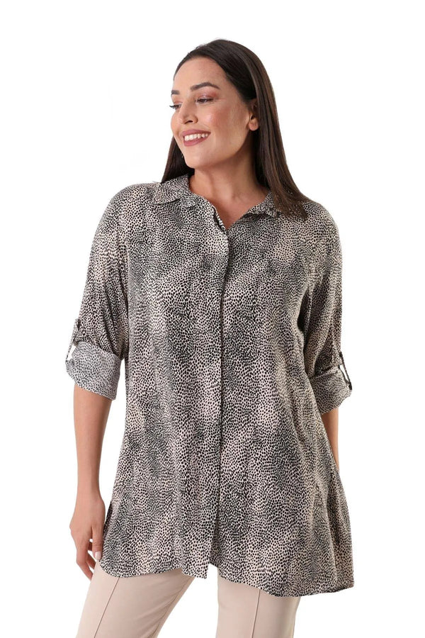 Рубашка с леопардовым принтом: подчеркните свой стиль больших размеров