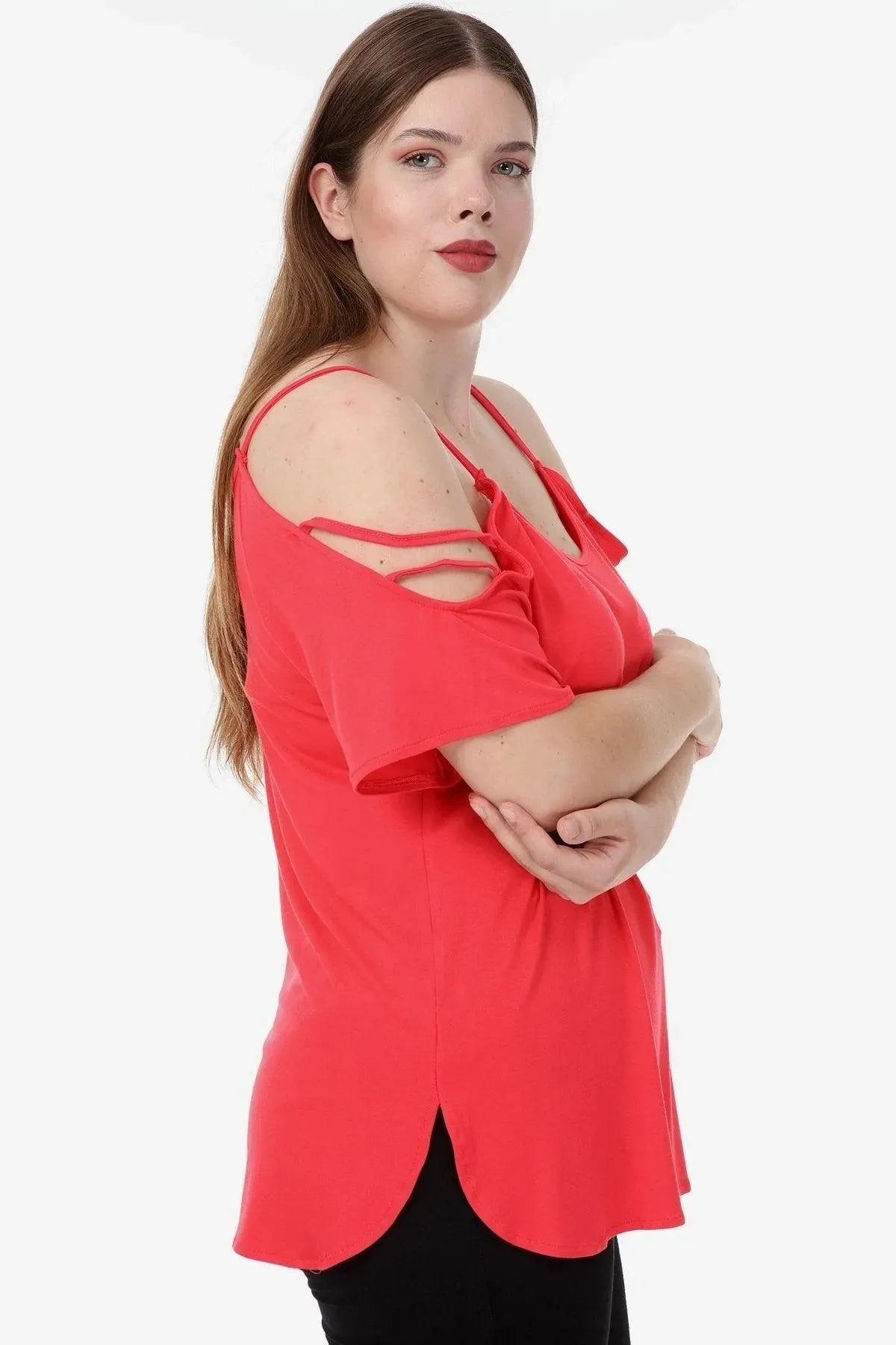Büyük Beden Kadın Büyük Beden Kadın Kırmızı Viskon Omuz Dekolteli Yazlık Bluz Büyük Beden T-Shirt Kırmızı Viskon