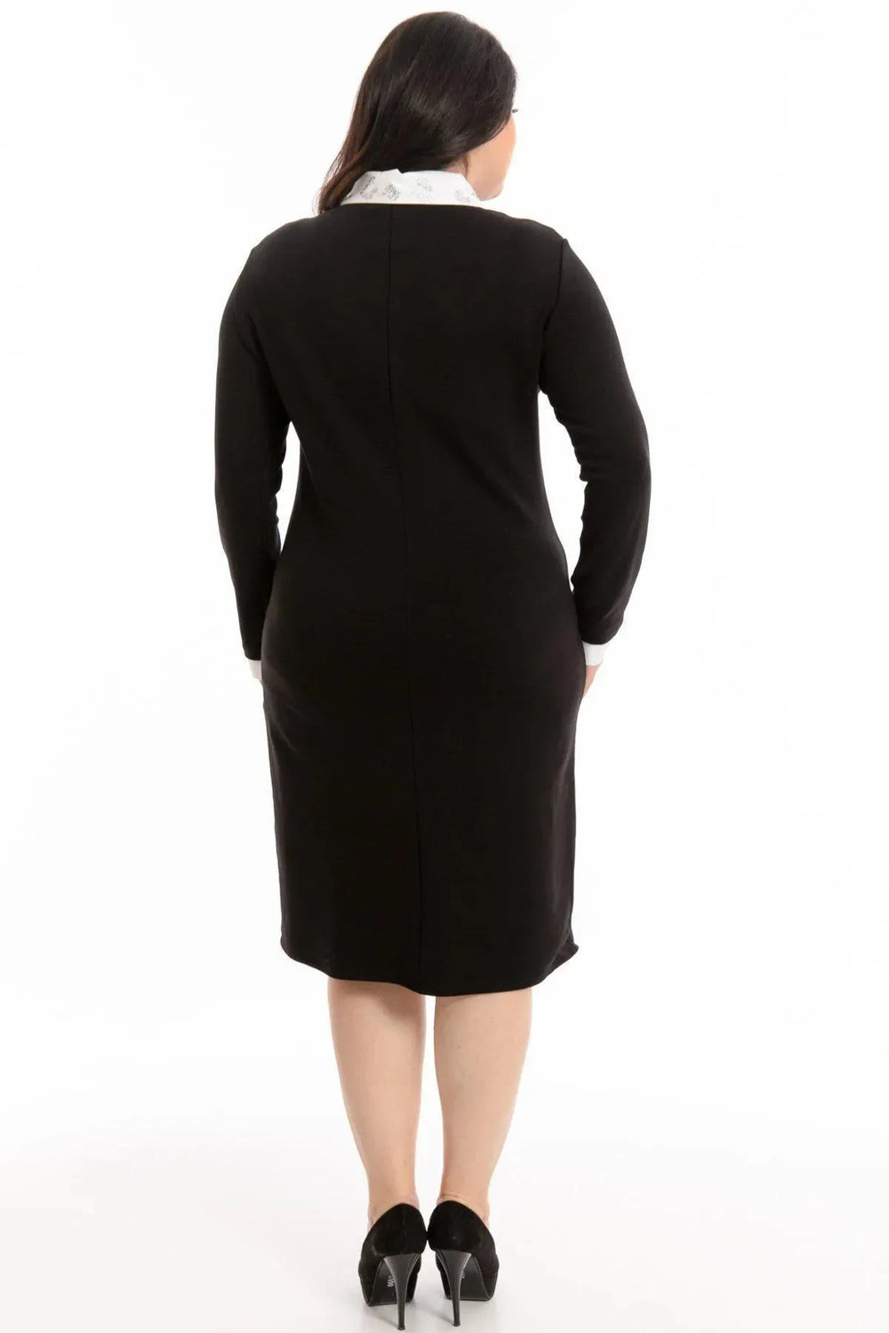 لمسة خاصة لمناسباتك الخاصة: فستان بياقة شبكية فولاذية - Image 6