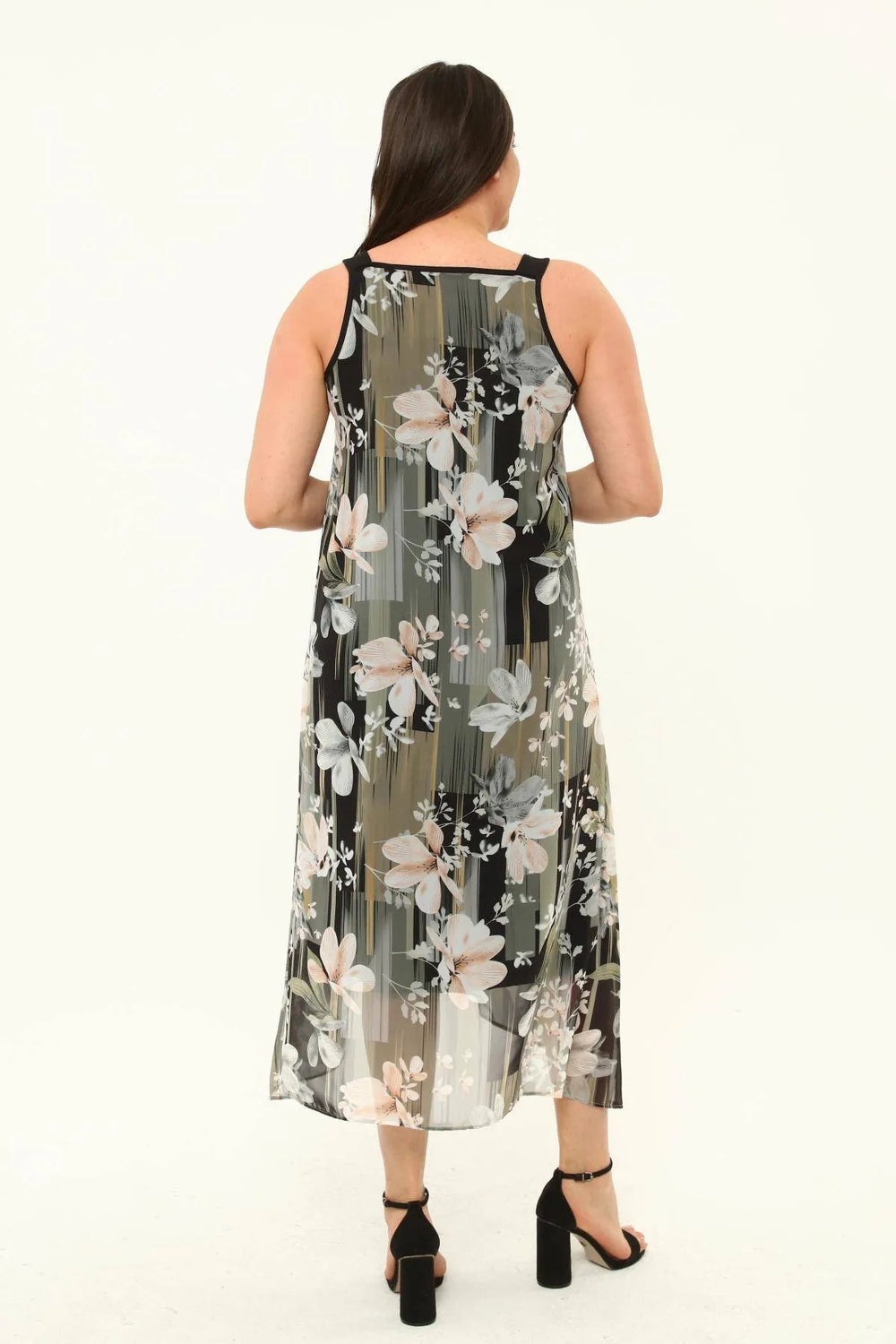 Büyük Beden Kadın Çiçek Desenli Pamuklu Viskon Maxi Elbise - Image 16