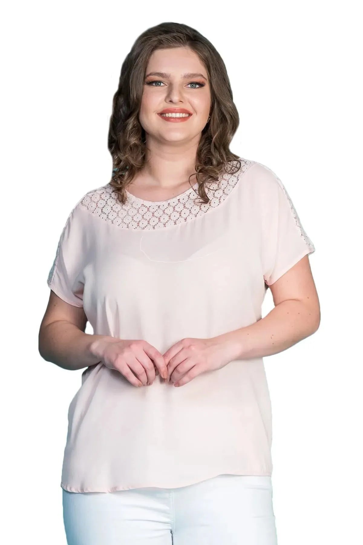 Büyük Beden Kadın Büyük Beden Kadın Pembe Güpür Detaylı Kısa Kollu Bluz Büyük Beden Bluz Pembe Güpür