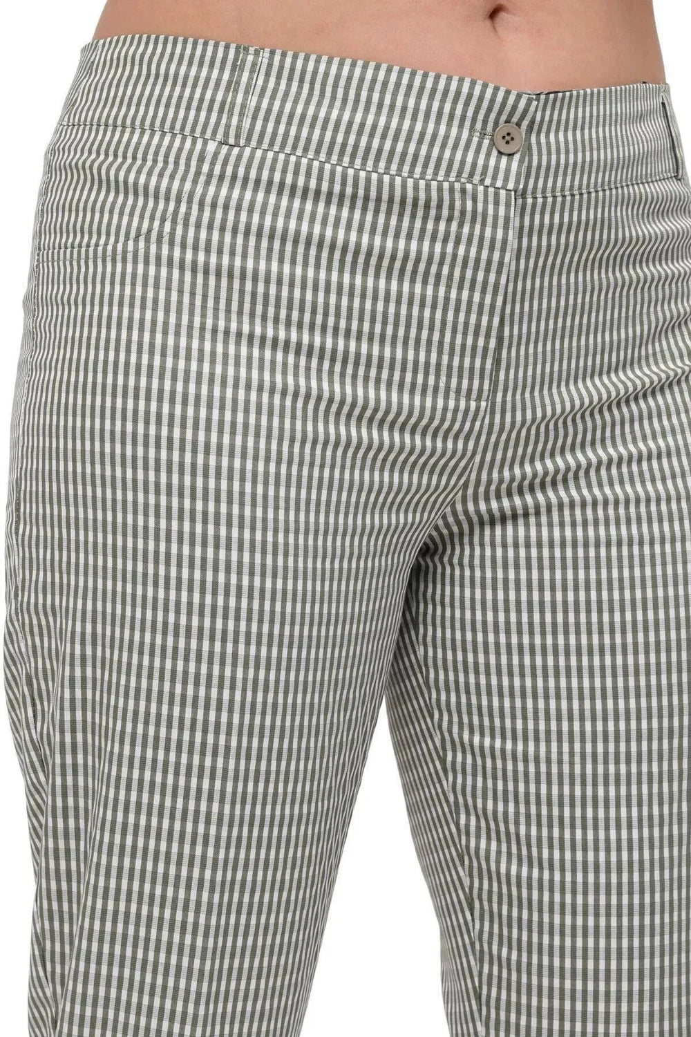 Büyük Beden Kadın Gri Pötikare Desenli Pamuklu Viskon Kapri - Image 3