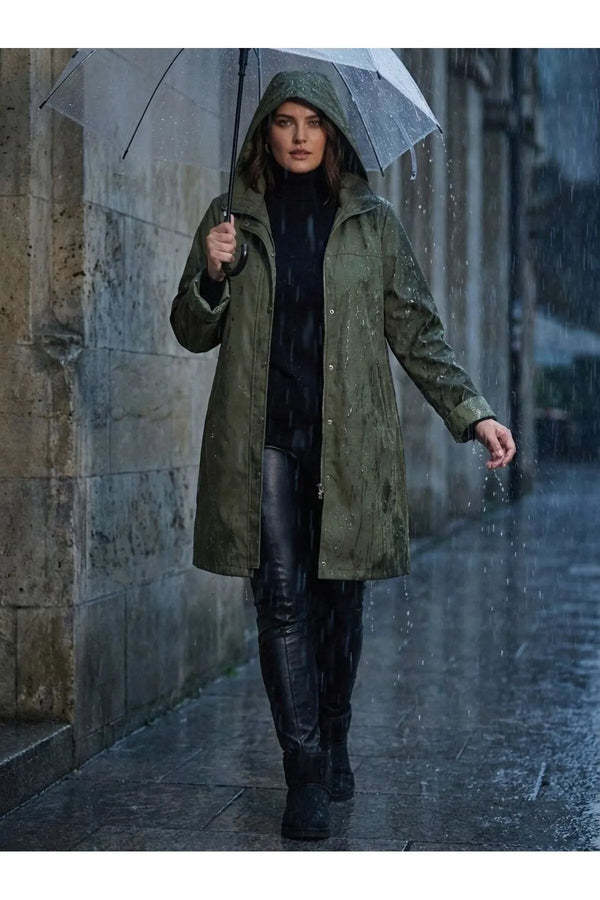 Женский тренчкот больших размеров с капюшоном из бондированного материала — на подкладке