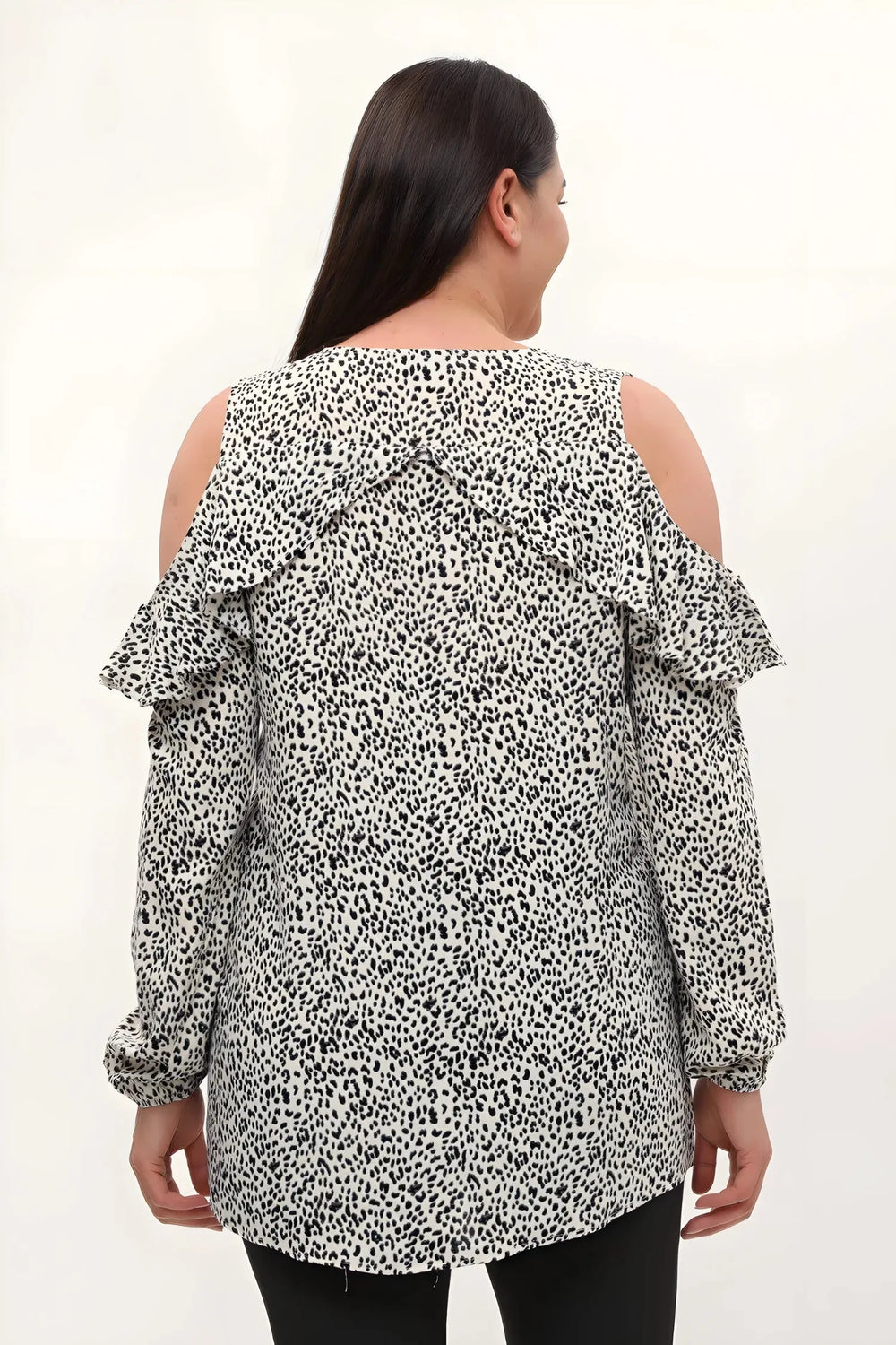 Plus Size Women's Leopard Print Cold Shoulder Ruffle Detail Viscose Blouse - Image 5