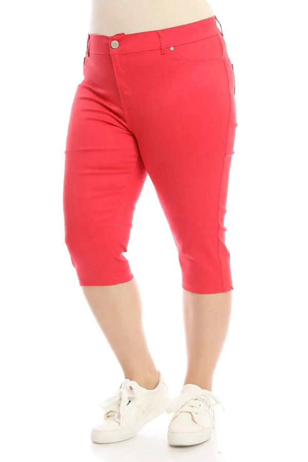 Познакомьтесь с комфортом больших размеров: бермуды из эластичного канваса