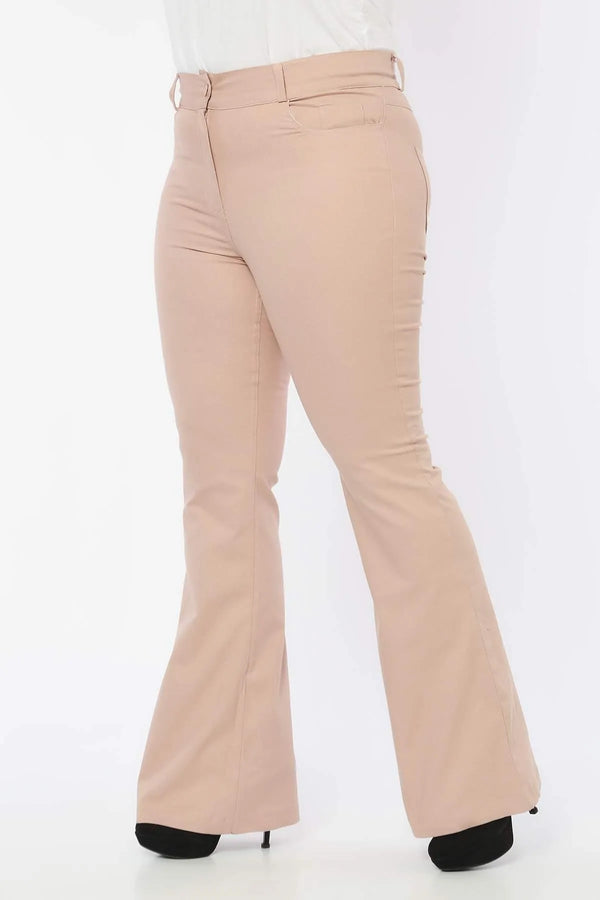 أكملي أناقتكِ مع بنطلون باور ليكرا - بلمسة هانزة المميزة