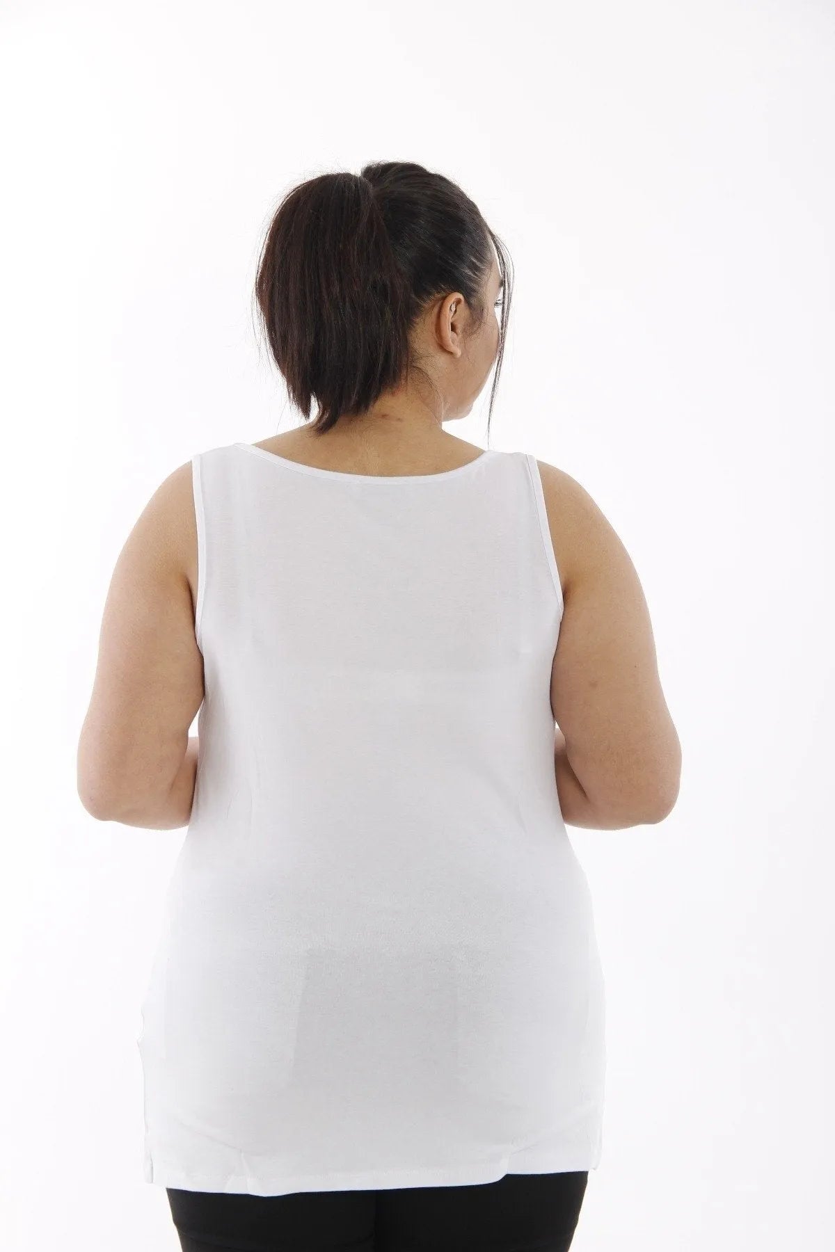 Büyük Beden Kadın Büyük Beden Kadın Pamuklu Viskon Kumaş Geniş Askılı Basic T-shirt ( Sertifikalı Kumaş ) Büyük Beden T-Shirt [Beyaz] [Düz]