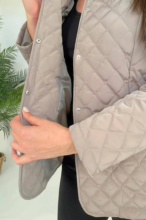 Куртка стеганая больших размеров – Легкая и стильная