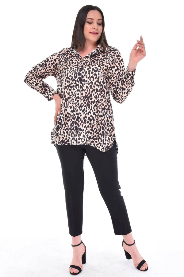 Büyük Beden Leopar Desenli Saten Gömlek