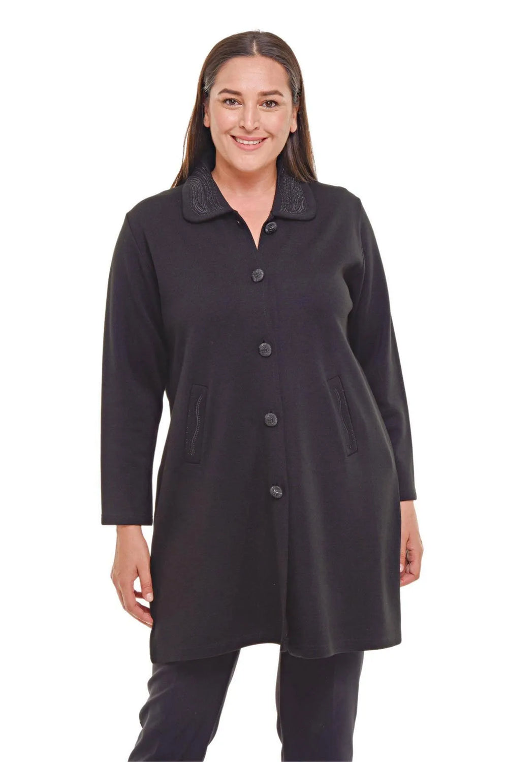 Büyük Beden Triko Hırka: Şık Çelik Örgü Detaylarıyla Fark Yaratın - Image 1