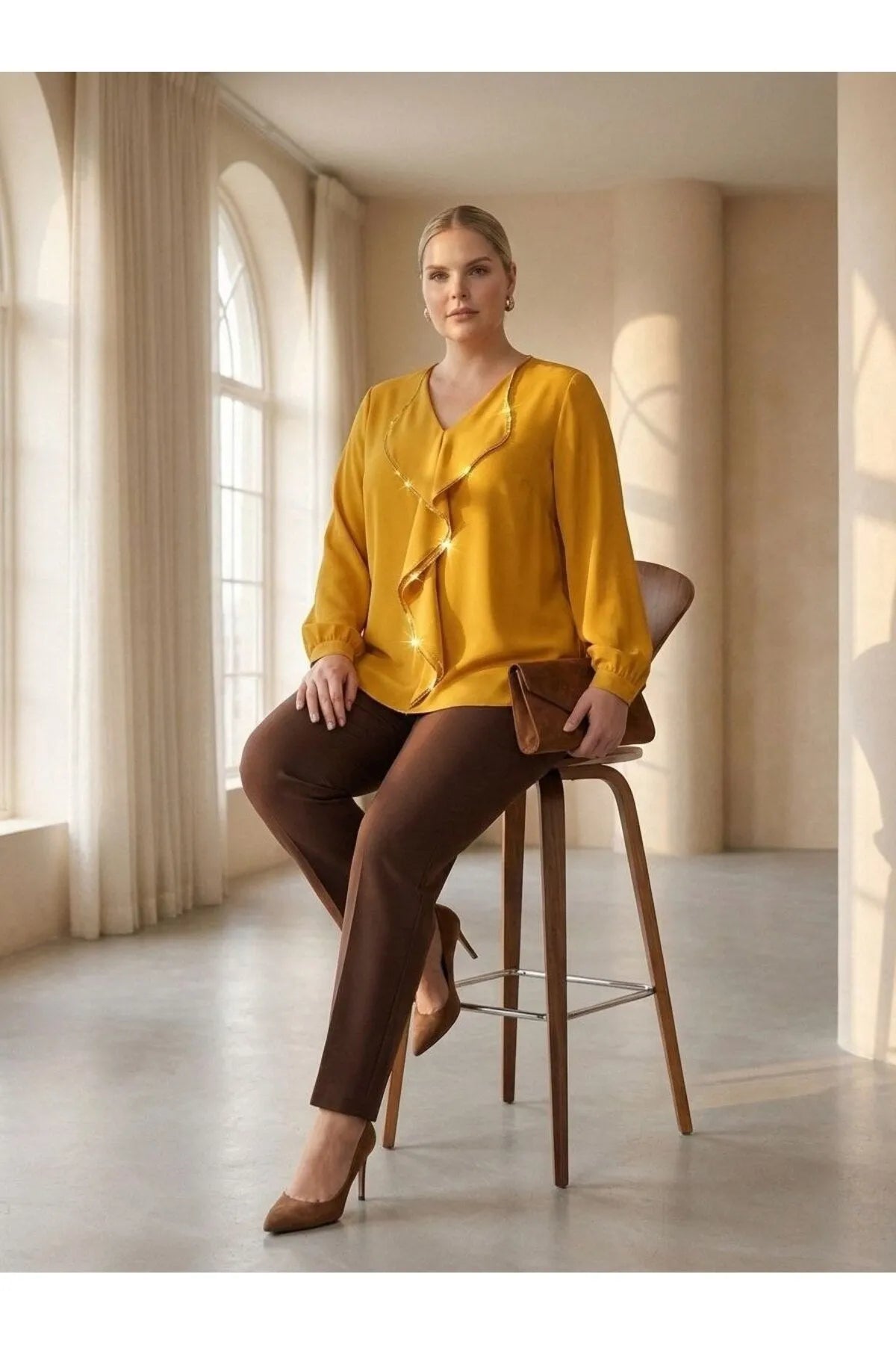 Elegante Plus Size Abendbluse mit Rüschen - Nadelspitze & Perlendetails - Jessica-Stoff