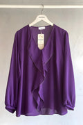 Elegante Plus Size Abendbluse mit Rüschen - Nadelspitze & Perlendetails - Jessica-Stoff