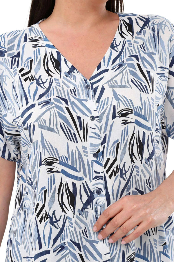 Plus Size V-Neck Viscose Blouse - Batwing Sleeve Buttoned Model