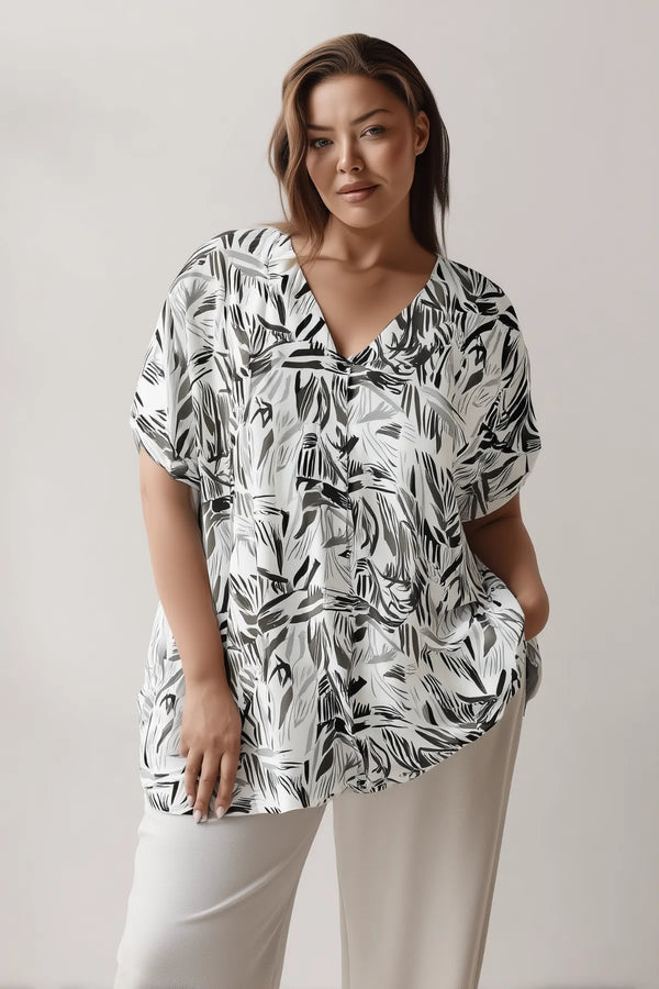 Plus Size V-Neck Viscose Blouse - Batwing Sleeve Buttoned Model