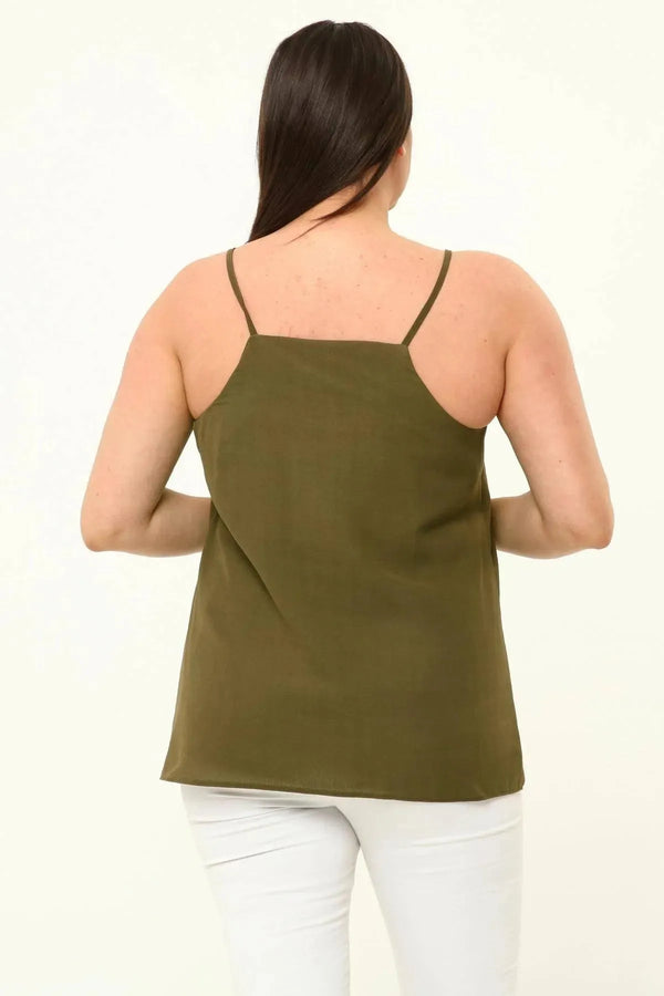 Hanezza Büyük Beden Çiçek Desenli Krep Kumaş İp Askılı Bluz