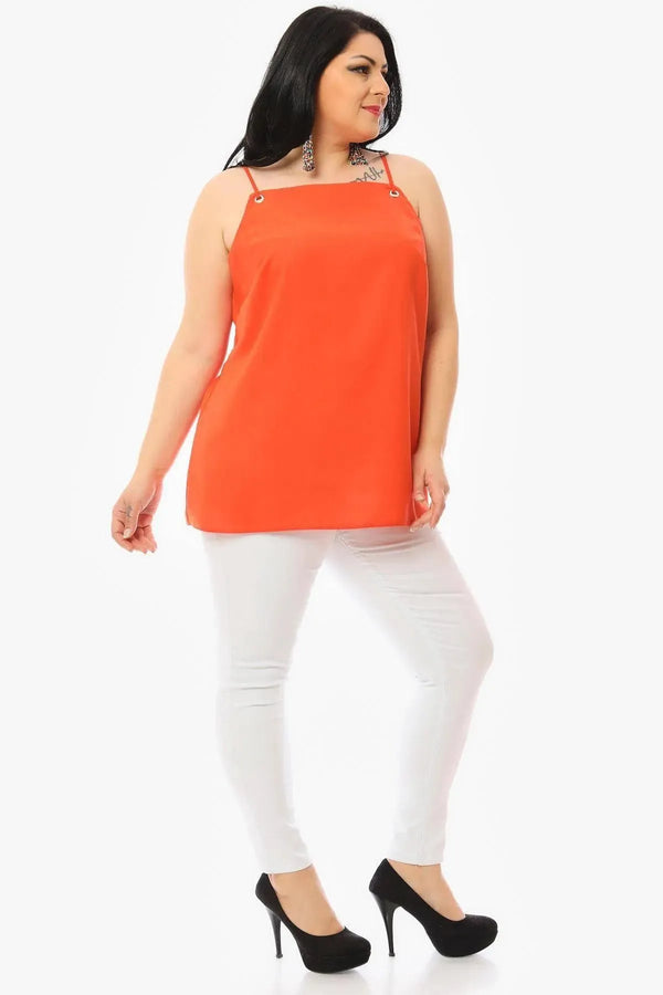 Hanezza Büyük Beden Çiçek Desenli Krep Kumaş İp Askılı Bluz