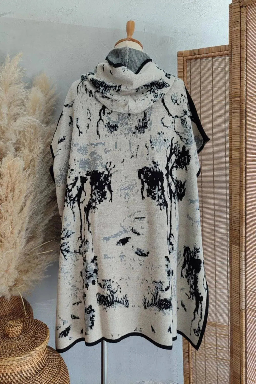 HANEZZA Plus Size Hooded Knitwear Poncho - Women - Image 5