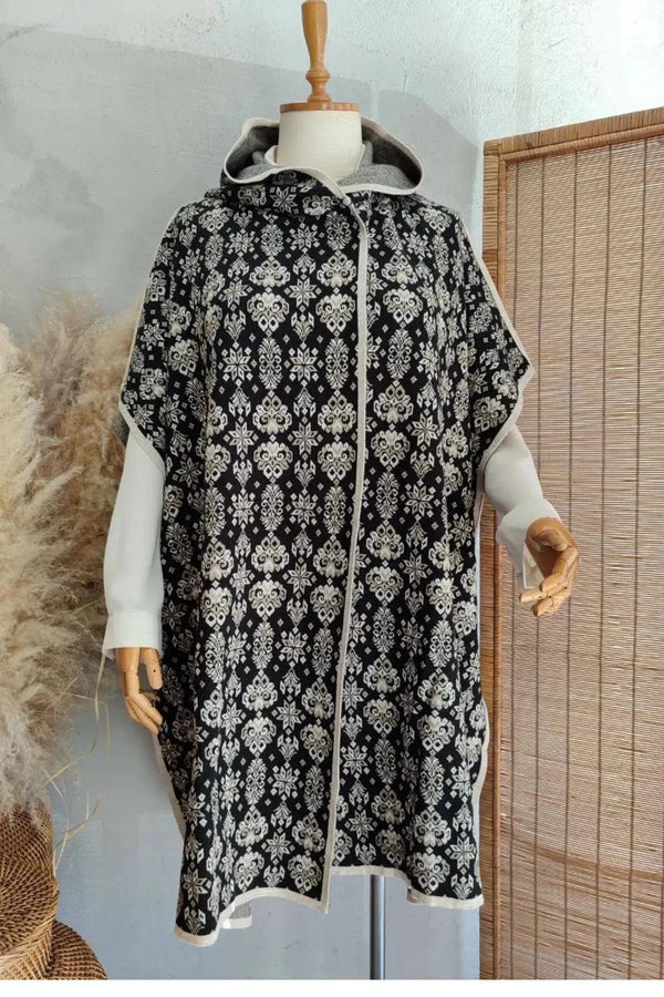 Hanezza Plus Size Knitwear Poncho - Ethnic Patterned with Hood