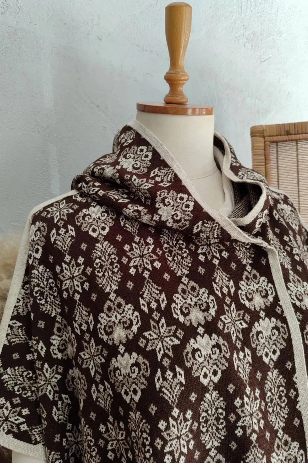 Hanezza Plus Size Knitwear Poncho - Ethnic Patterned with Hood - Image 7