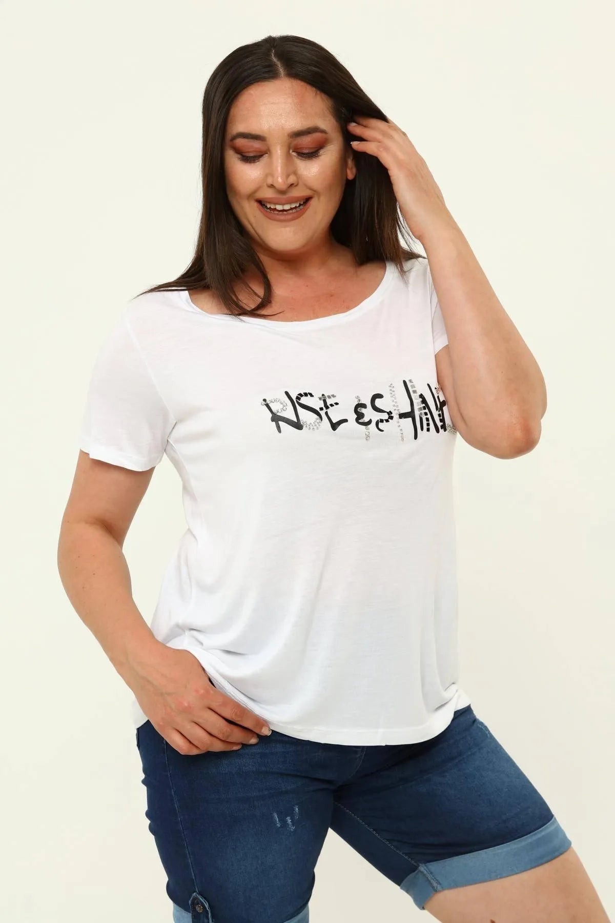 Büyük Beden Kadın Hanezza Yazı Baskılı T-Shirt - %100 Pamuklu Viskon Ticari Ürün Beyaz