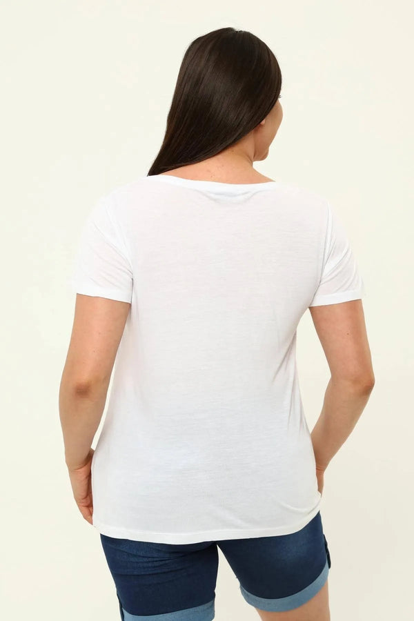 Hanezza Embroidered Floral Pattern T-Shirt - 100% Cotton Viscose