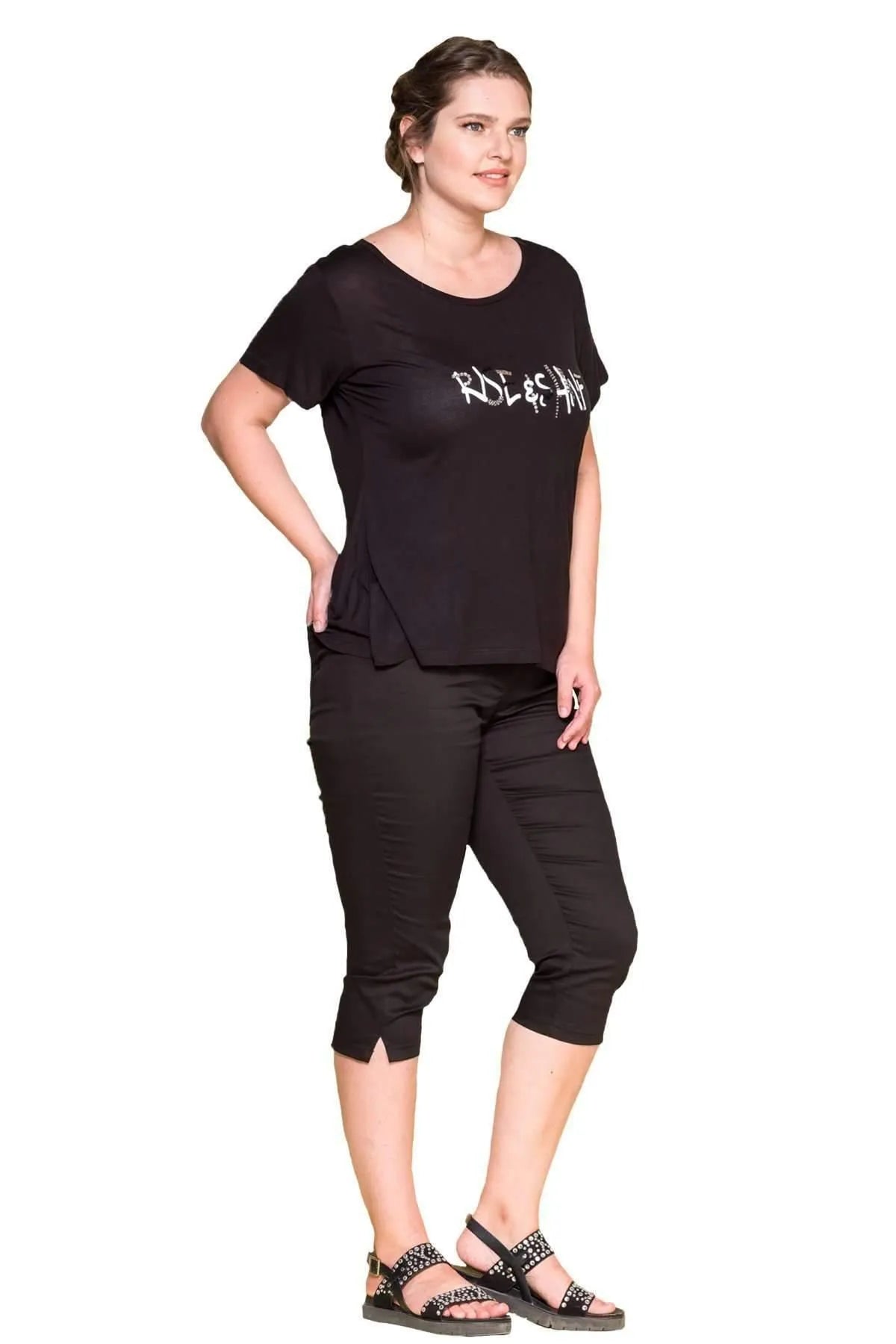 Hanezza T-Shirt mit floraler Stickerei – 100 % Baumwolle und Viskose