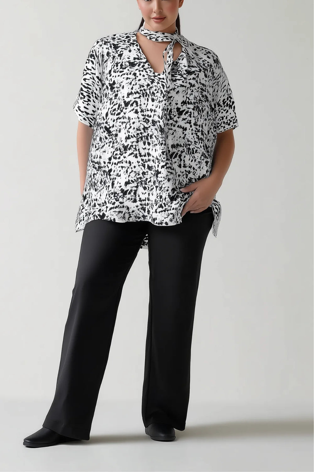 Hanezza Plus Size Viscose Blouse with Tie Neck and Batwing Sleeves - Image 7