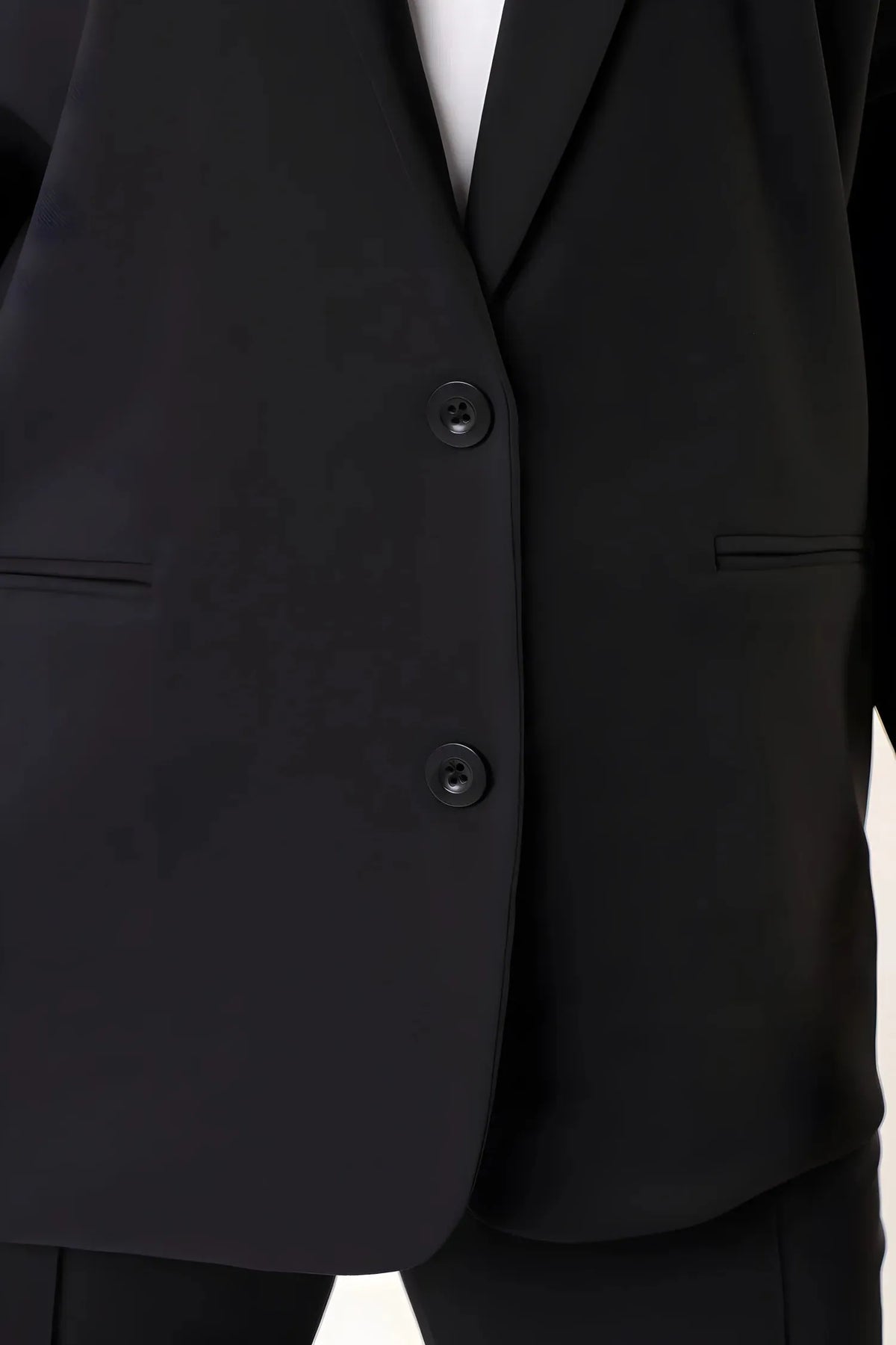 Büyük Beden Kadın Kadın Büyük Beden Krep Kumaş Blazer Ceket - Yarasa Kol Çift Düğme Büyük Beden Ceket Siyah Düz Renk