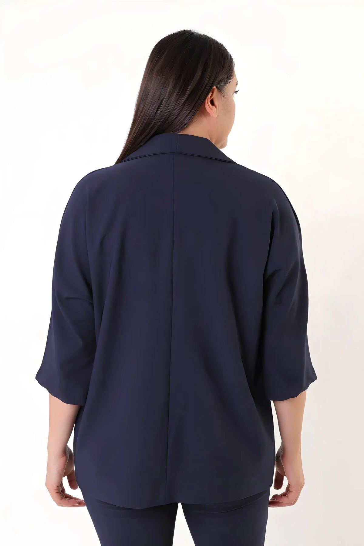 Büyük Beden Kadın Kadın Büyük Beden Krep Kumaş Blazer Ceket - Yarasa Kol Çift Düğme Büyük Beden Ceket Lacivert Krep Kumaş