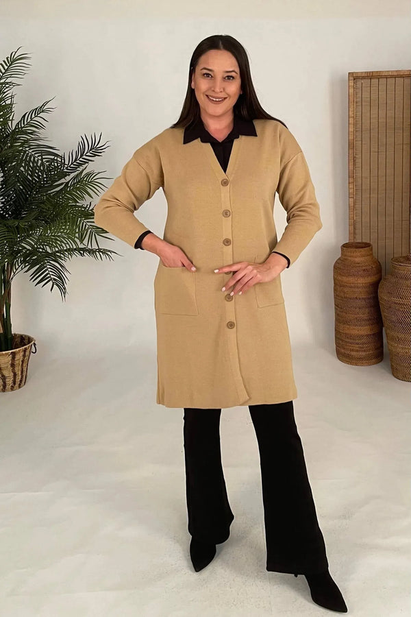 كارديجان نسائي تريكو قطني بمقاسات كبيرة - بنقشة الزهور