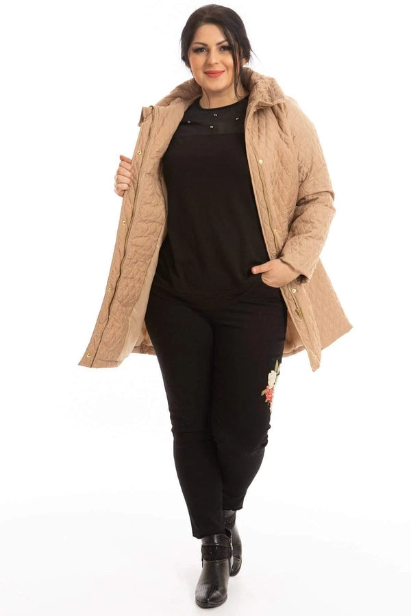 Женская стеганая куртка