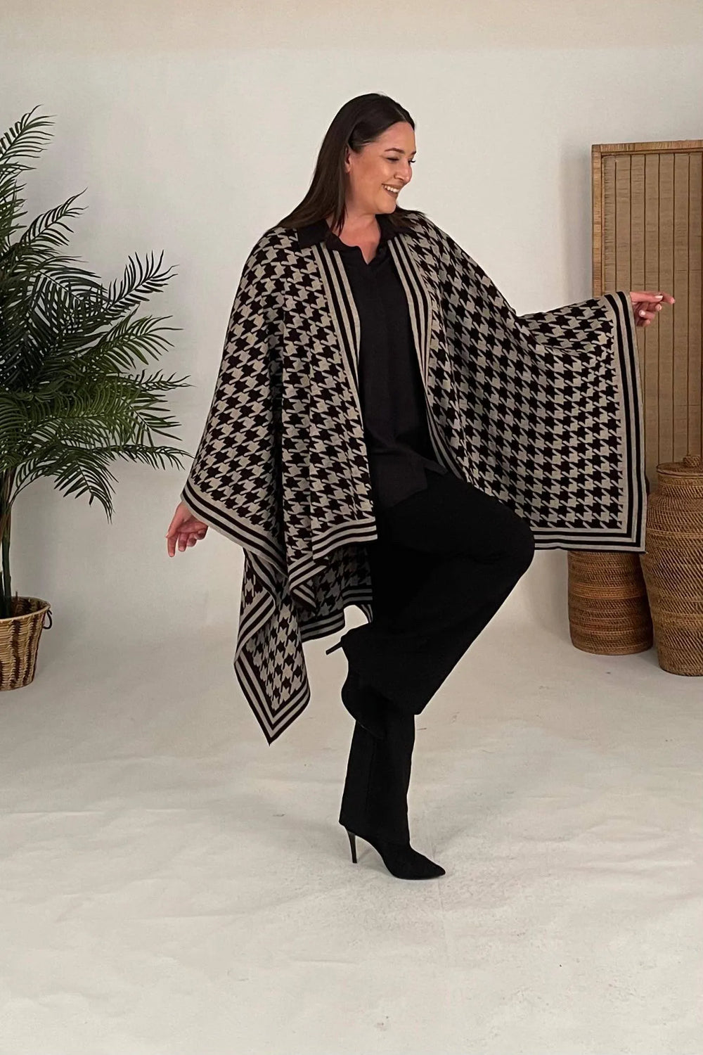 Kaz Ayağı Desenli Triko Panço - %100 Pamuklu Viskon Büyük Beden - Image 2