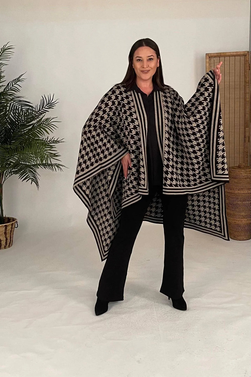 Kaz Ayağı Desenli Triko Panço - %100 Pamuklu Viskon Büyük Beden - Image 4