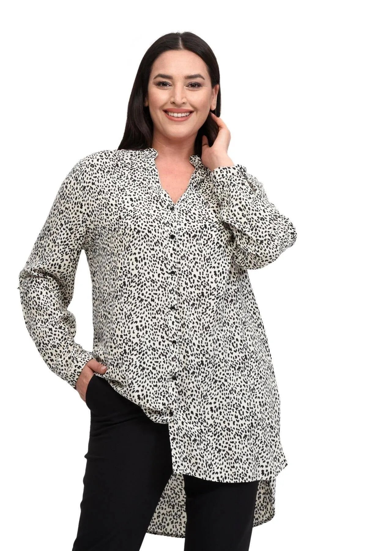 Büyük Beden Kadın Leopar Desenli Viskon Pamuklu Kadın Büyük Beden Tunik - HANEZZA Büyük Beden Vskon Tunik-Gömlek [Beyaz] [Leopar Desenli]