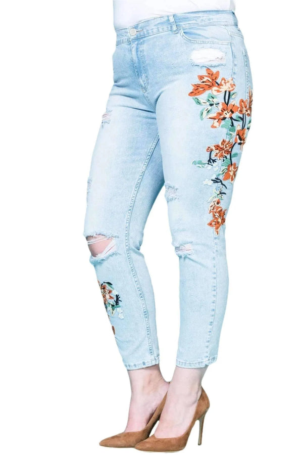 Büyük Beden Kadın Nakışlı Çiçek Desenli Kot Pantolon - %100 Pamuklu Viskon Kot Pantolon Açık Mavi Nakışlı